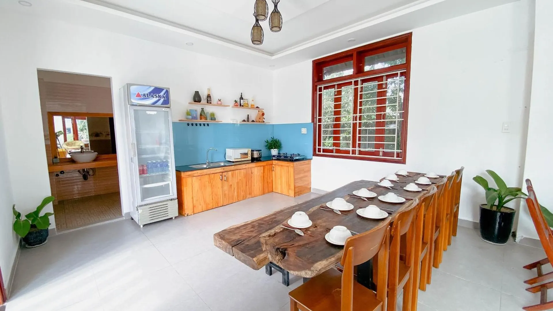 מלון הוי אן Nha Bong Villa וייטנאם