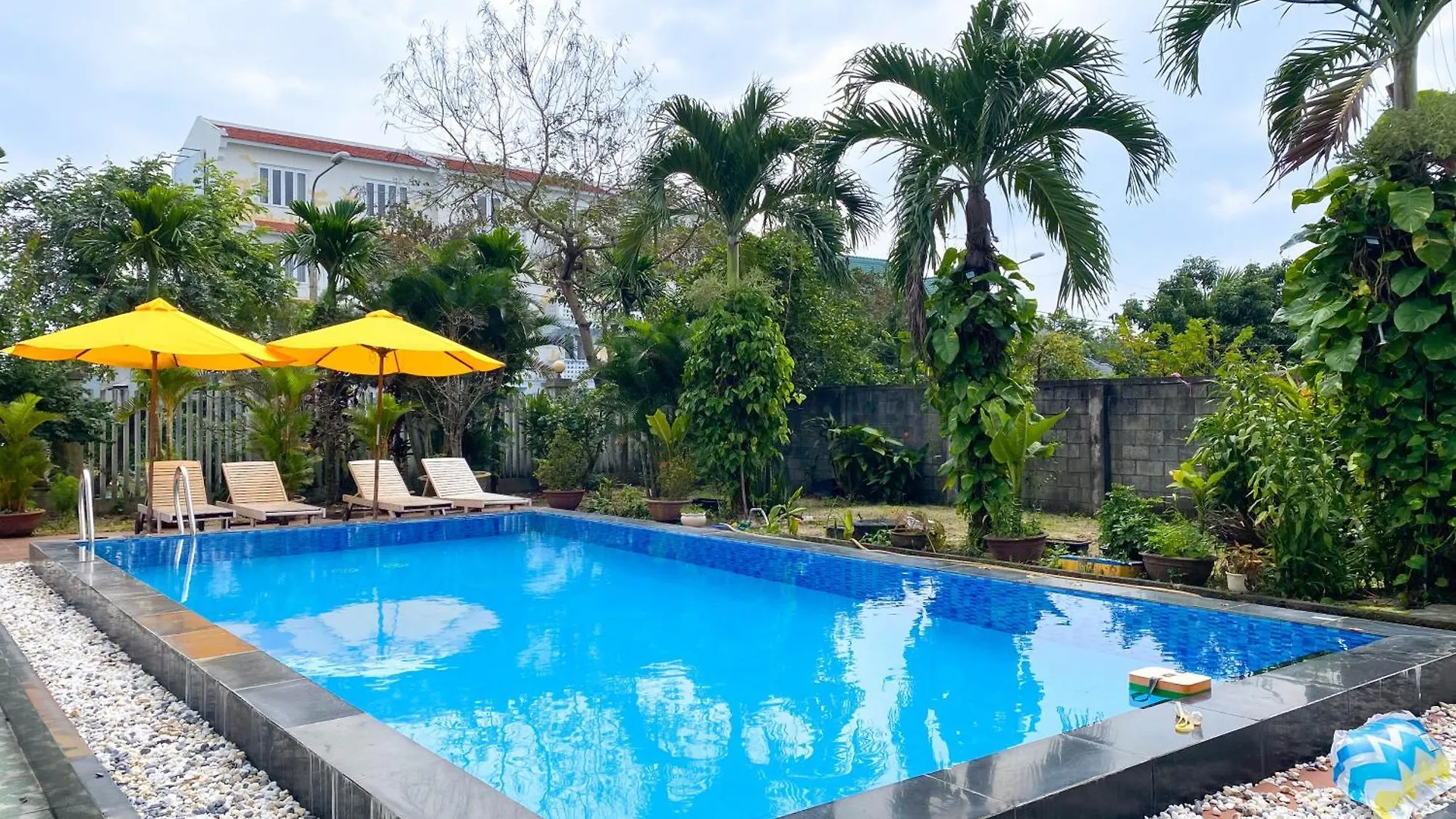 Nha Bong Villa Hoi An
